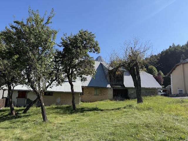 Vente Propriété 8 pièces 200 m2 Uvernet Fours