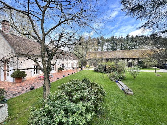 Vente Propriété 8 pièces 217 m2 Montargis