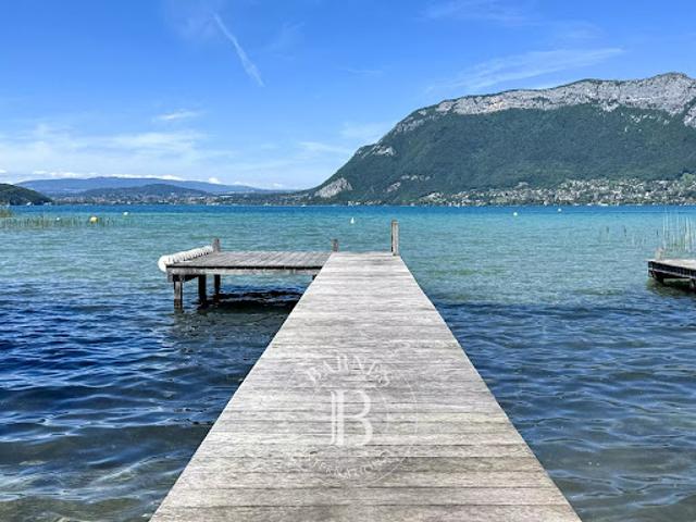 Vente Propriété 8 pièces 234 m2 Sevrier