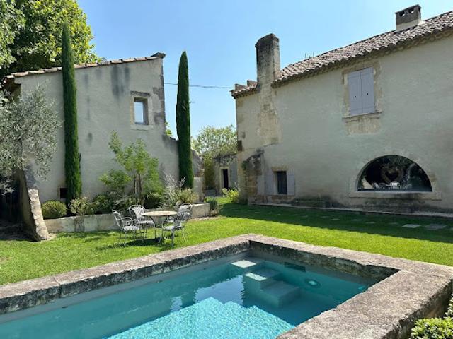 Vente Propriété 8 pièces 260 m2 Mouriès
