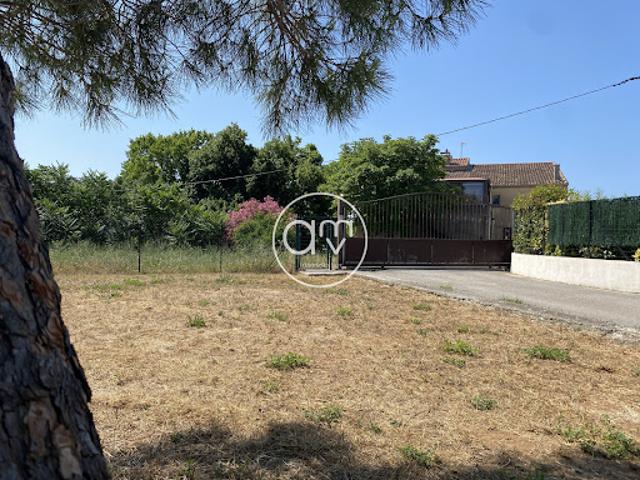 Vente Propriété 8 pièces 276 m2 Solliès Ville