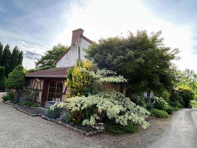 Vente Propriété 8 pièces 278 m2 Saint marcel