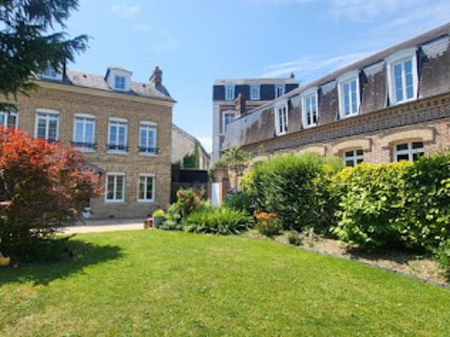 Vente Propriété 8 pièces 272 m2 Elbeuf