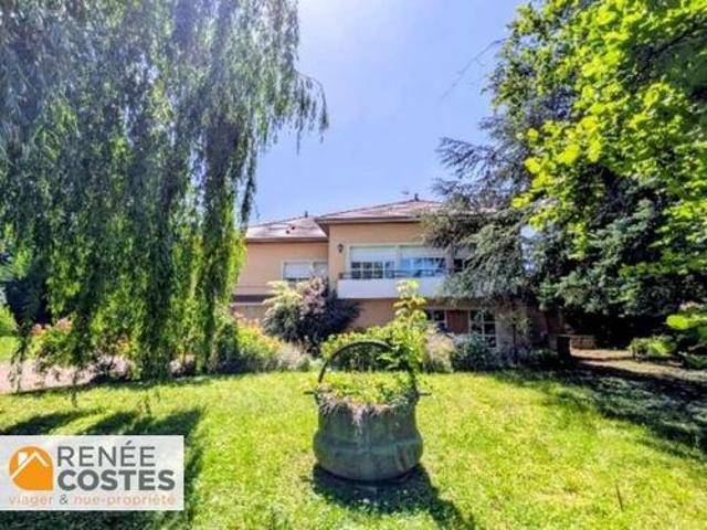 Vente Propriété 8 pièces 360 m2 Saint Genis Laval