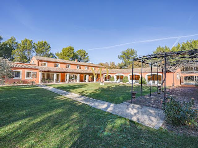 Vente Propriété 8 pièces 605 m2 Roussillon