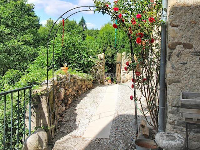 Vente Propriété 9 pièces 150 m2 Saint Jean du Bruel