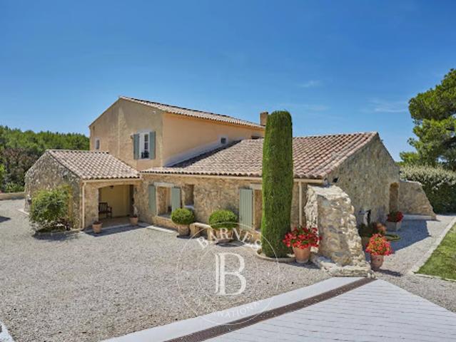 Vente Propriété 9 pièces 240 m2 Aix en Provence