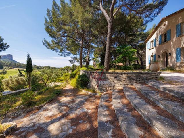 Vente Propriété 9 pièces 273 m2 Cassis