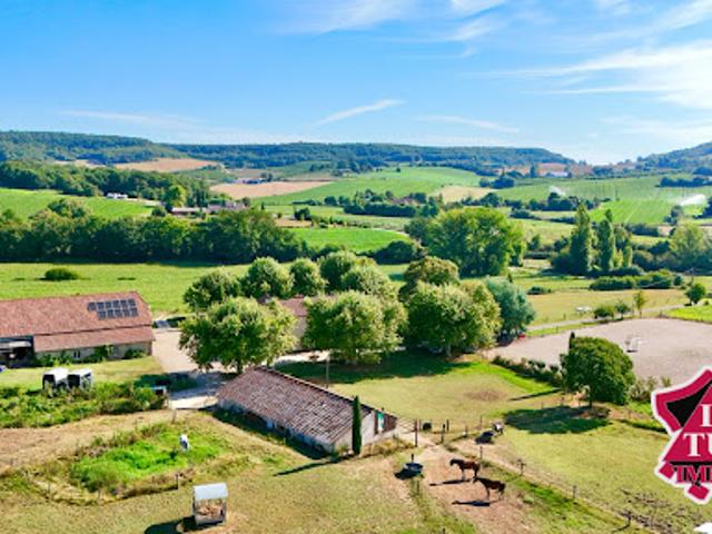 Vente Propriété 9 pièces 287 m2 Saint Sylvestre sur Lot