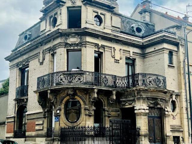 Vente Propriété 9 pièces 302 m2 Reims