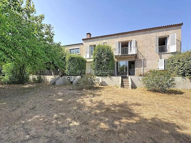 Vente Propriété 9 pièces 319 m2 Calvi