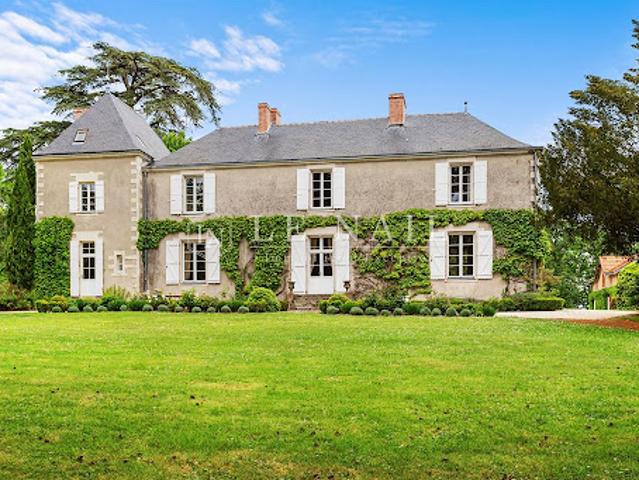 Vente Propriété 9 pièces 320 m2 Clisson