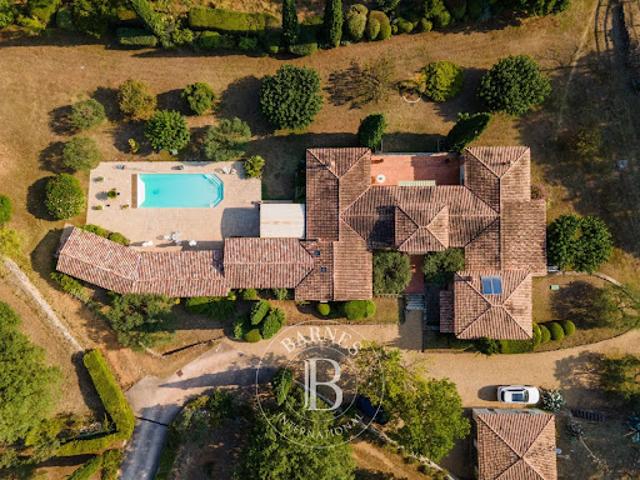 Vente Propriété 9 pièces 340 m2 Sillans la Cascade