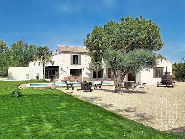 Vente Propriété 9 pièces 353 m2 Chateaurenard