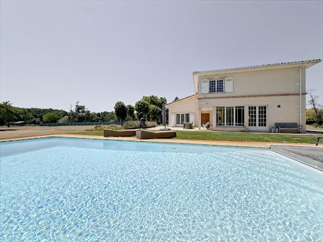 Vente Propriété 9 pièces 418 m2 Cestas
