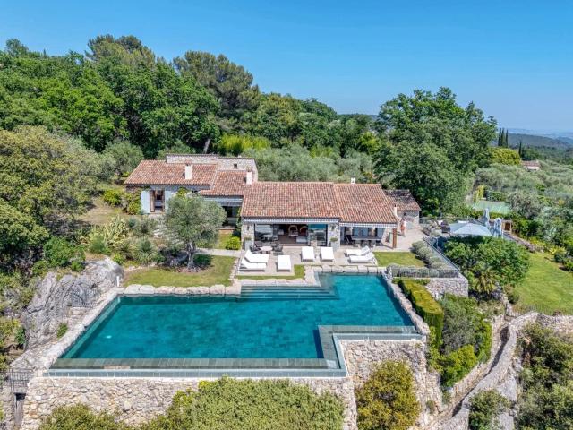 Vente Propriété proche de Cabris 327m² Cabris