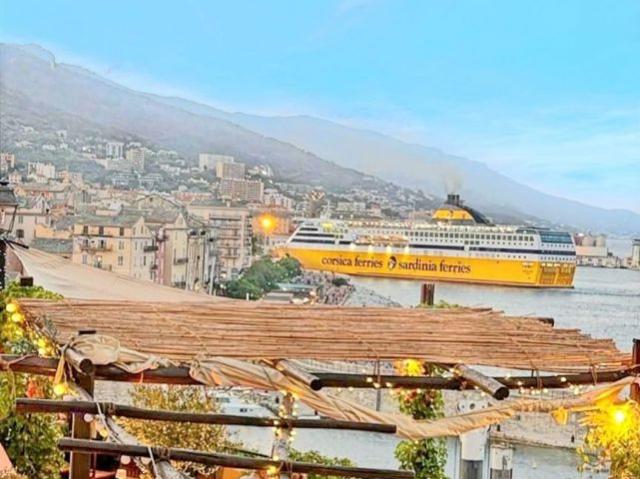 Vente Restaurant 100 m²