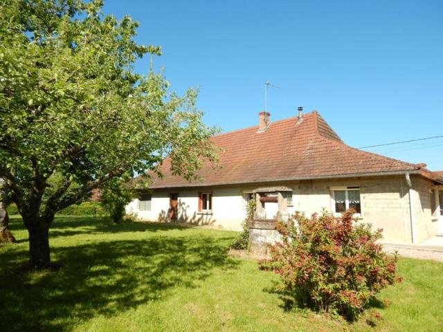 VENTE: SECTEUR BLETTERANS 39, À VENDRE MAISON PLAIN PIED À RAFRAÎCHIR 102 M², 3 CHAMBRES, TERRAIN 1000 M²