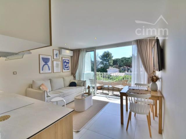 Vente St Cyprien Plage Appartement 2 Pieces Au 2Eme Etag. 24m² Saint Cyprien