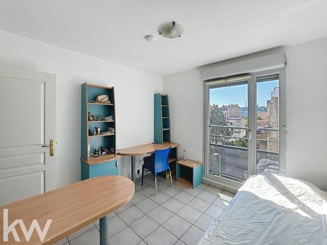 VENTE: studio 19m2 résidence étudiante LYON 09