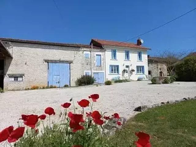 Ventouse 16460 Achat / Vente maison