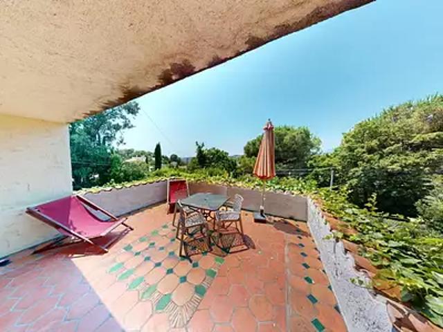 Vence 06140 Achat / Vente appartement 2 pièces t2