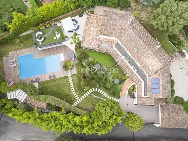 Vence 06140 Achat / Vente maison 7 pièces t7 piscine