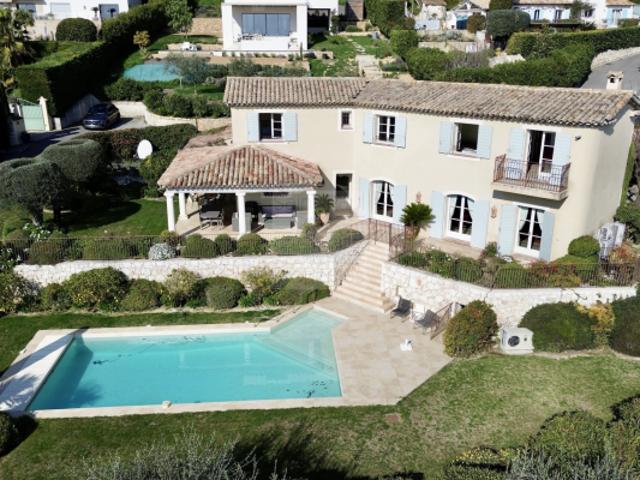Vence Villa avec vue mer, dans un domaine privé