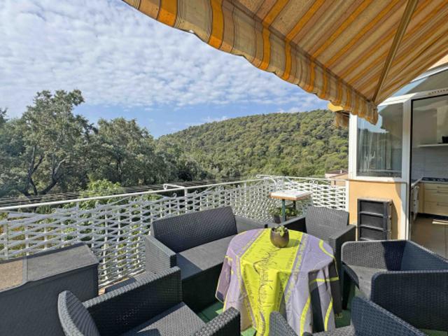 Vence Appartement de 4 pièces et un deuxième appartement d