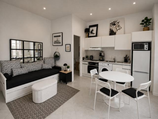 VENCE Dans maison bourgeoise, agréable studio au calme