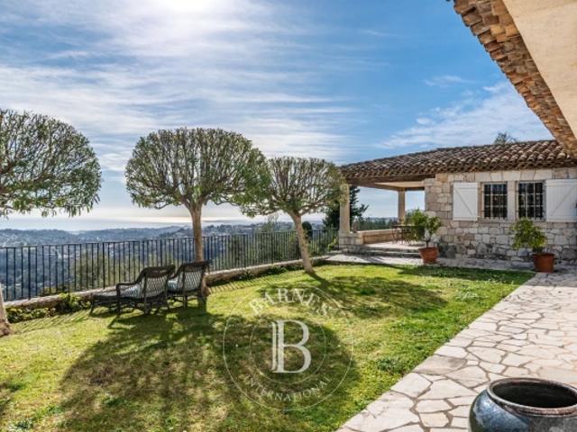 Vence Exceptionnel mas en pierre avec vue panoramique mer et collines