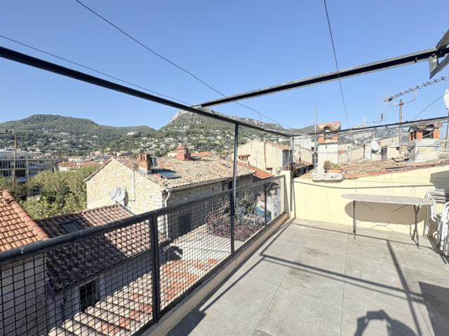 VENCE Maison de village pleine de charme 90 m2 Terrass