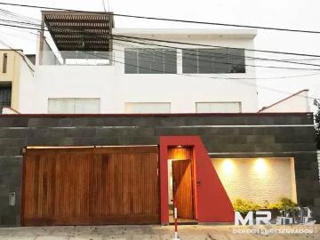 VENCO CASA LISTA PARA VIVIR CERCA A PARQUE