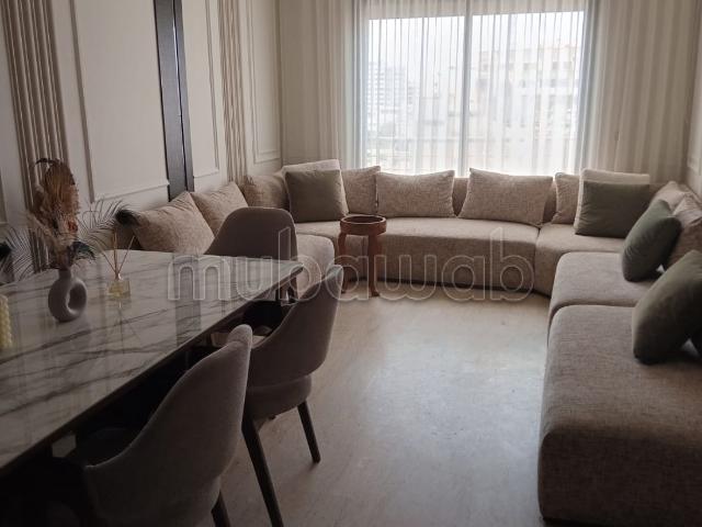 Vend appartement à Bourgogne Est. 3 chambres agréables