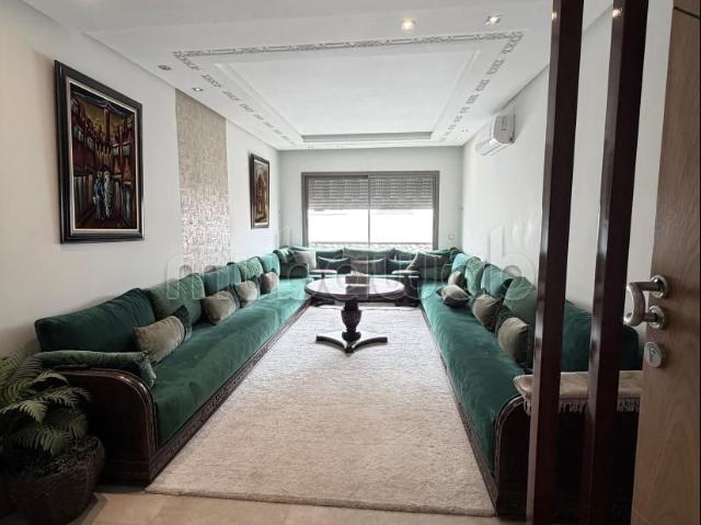 Vend appartement à Belvédère. 3 belles chambres. Porte blindée, sécurité