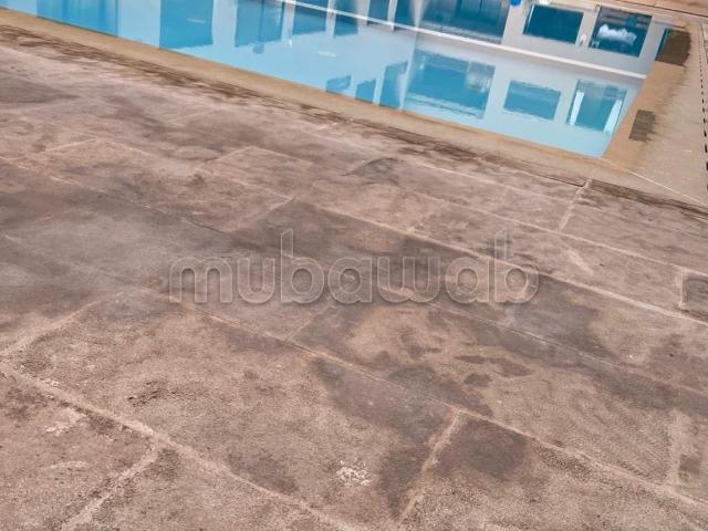 Vend appartement à Guéliz. Surface de 56 m². Prestation de conciergerie, belle Piscine