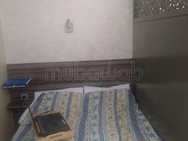 Vend appartement à Hay Mohammadi. Surface totale 30 m². Vue sur mer et porte blindée