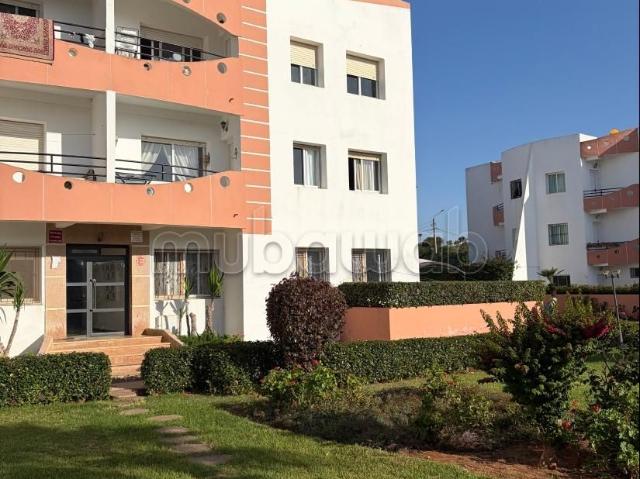 Vend appartement residence Oubaha les jardins de l'atlantique Surface de 83 m². Salon Marocain et antenne parabolique