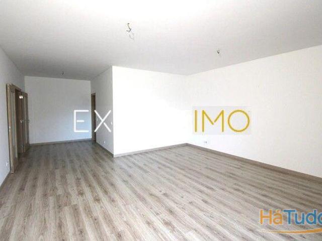 Venda Apartamento T3 | 26064091860