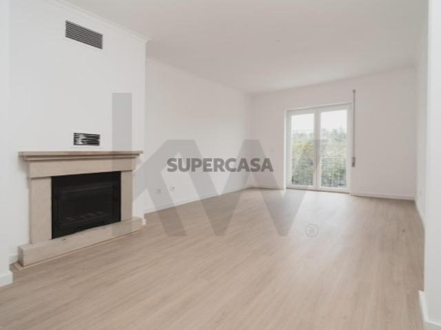 Venda apartamento T3 renovado