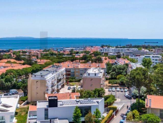Venda apartamento T1 com vista mar em Cascais