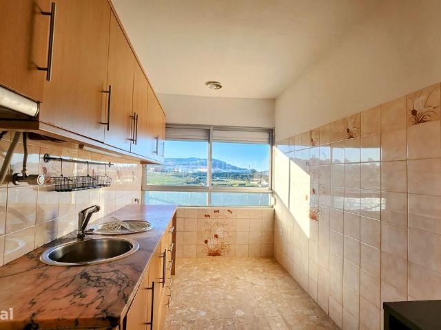 Venda de Apartamento T3 em Santo Antnio dos Cavaleiros, Loures