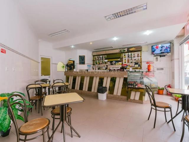 Venda de Café snack bar em Sacavém