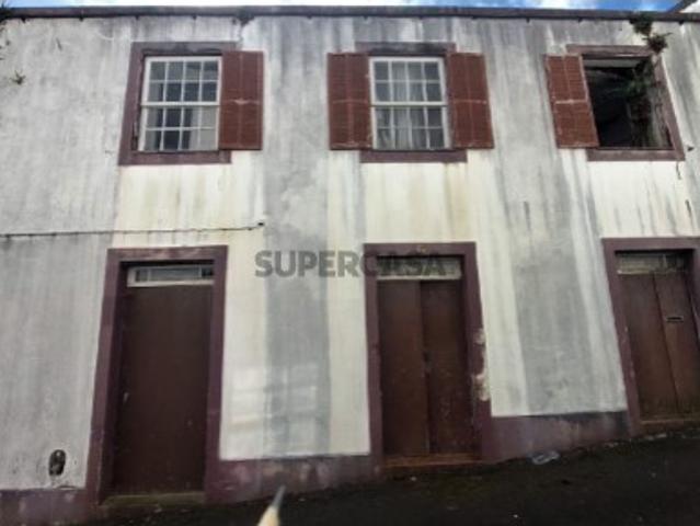 VENDA de CASA MORADIA para reabilitar Lajes do Pico, Ilha do Pico, Açores