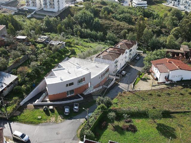 Venda de Moradia T4 + 1 em São Martinho do Bispo, Coimbra