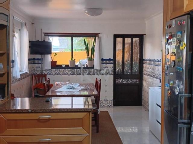 ?️ Venda de moradia T5 em Vermoeira, Azueira, Mafra