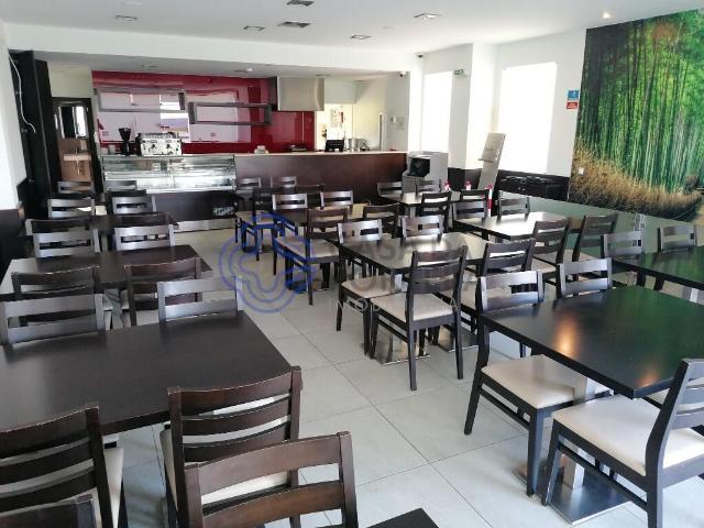Venda de Restaurante totalmente equipado e mobilado, em Arco. 109m² Arcozelo