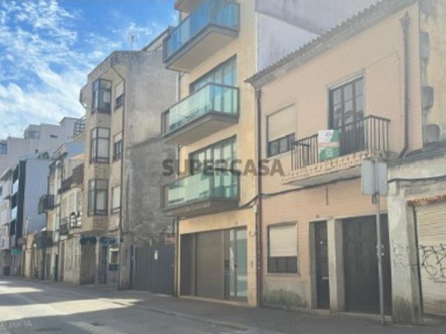 Venda Exclusiva ARBOR Imobiliária Moradia para Restaurar com Projeto Aprovado Rua António Graça Póvoa de Varzim
