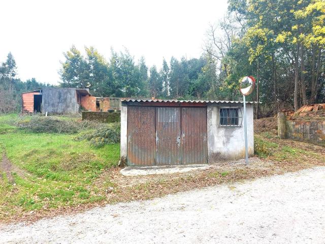 Venda Judicial de moradia para restaurar em Negrelos, Travanca de Lago