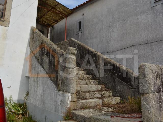 Venda Moradia Alverca da Beira 300m² Alverca da Beira Bouça Cova